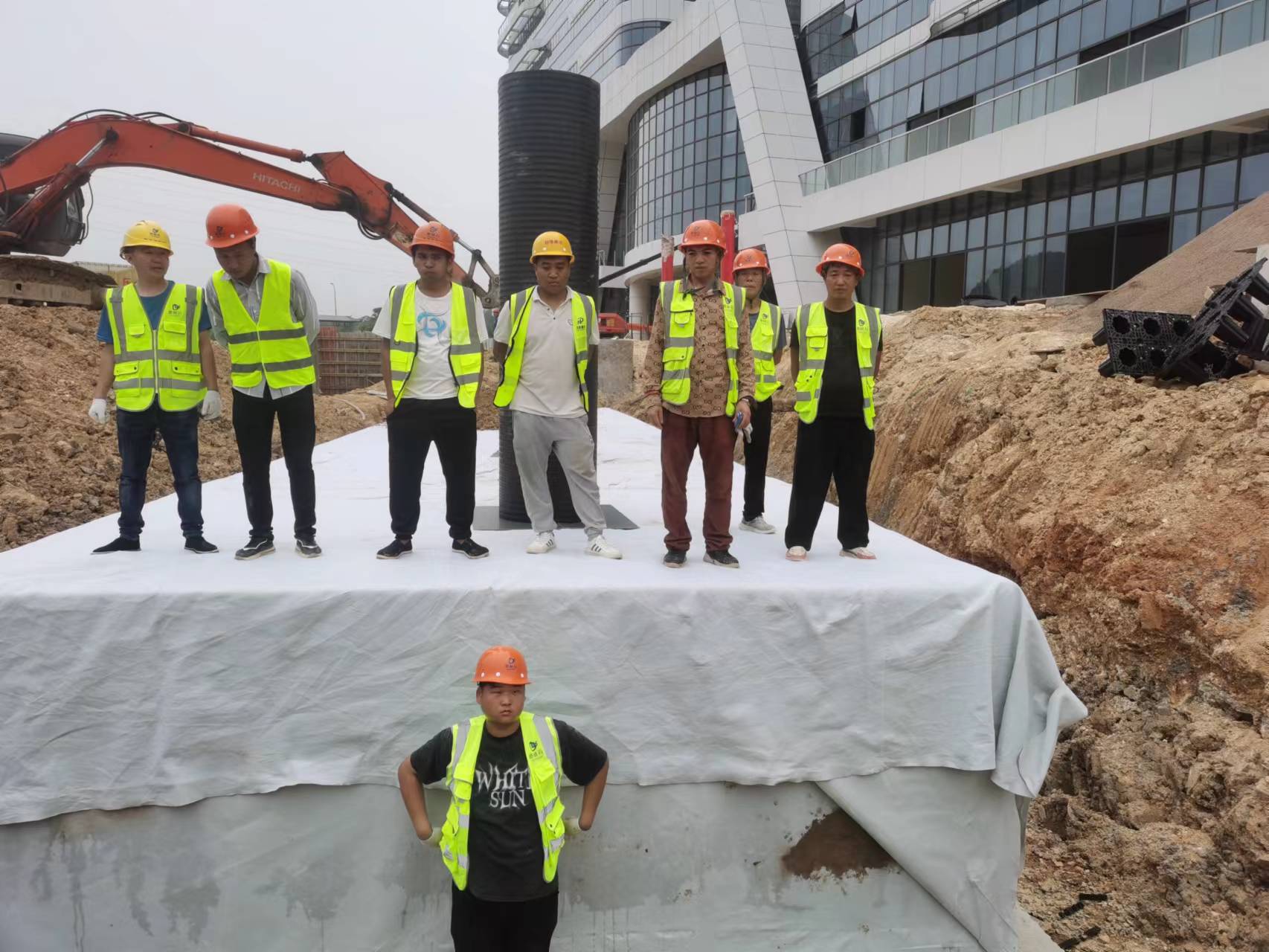 1686278456138869.jpg 6.jpg