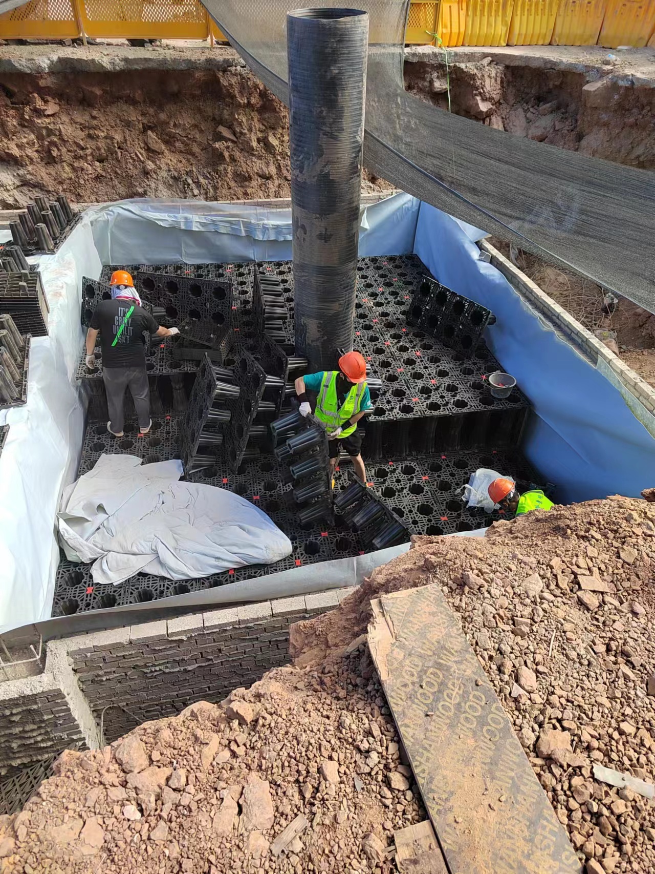 1698213048161407.jpg 2.jpg