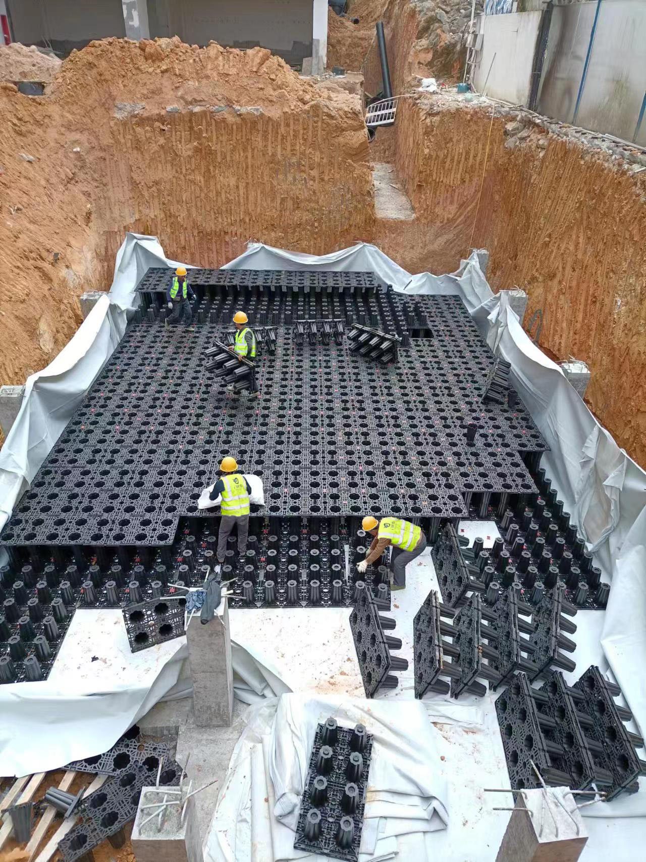 1706582748197430.jpg 3.jpg